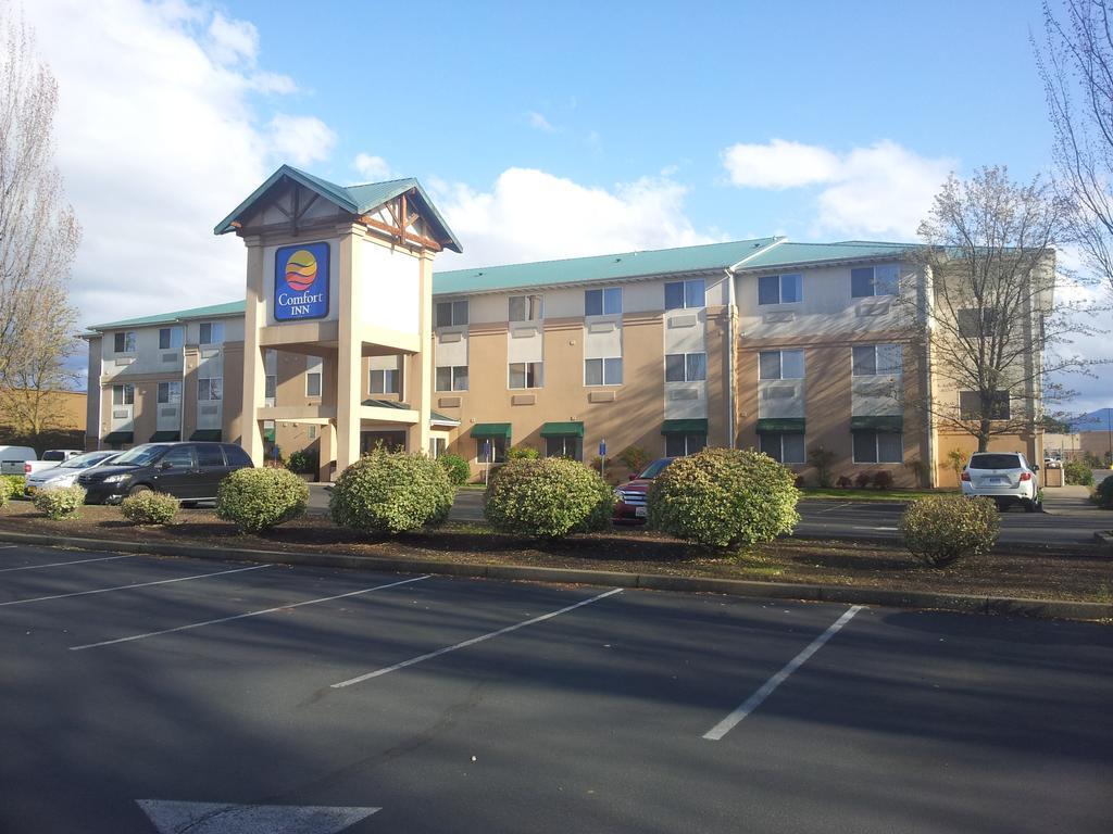 Comfort Inn Medford South Extérieur photo